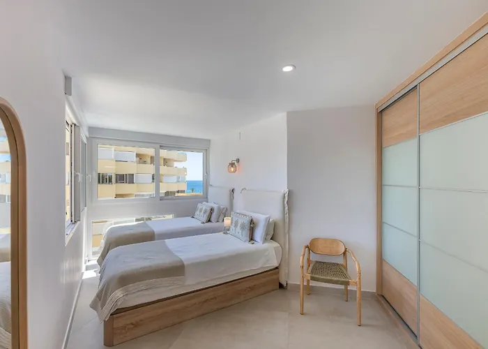 Center Bechfront 4 Persons Appartement Marbella