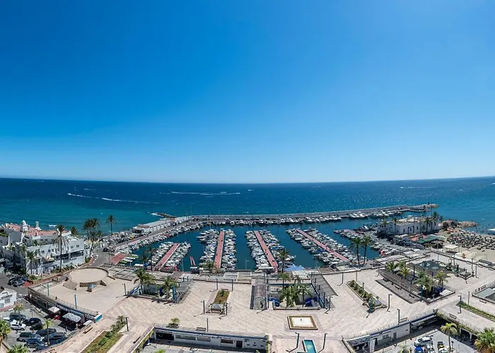 Center Bechfront 4 Persons * Marbella