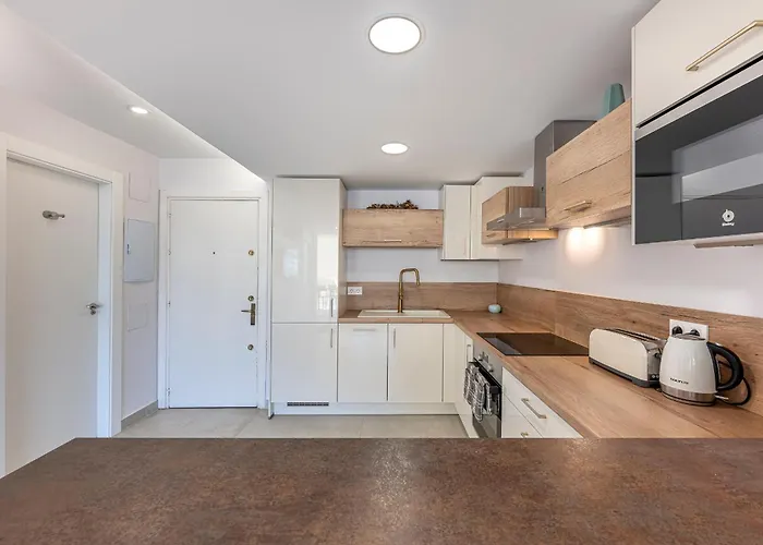 Center Bechfront 4 Persons Apartament *