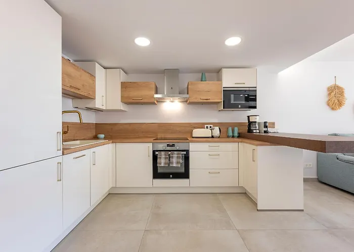 Apartament Center Bechfront 4 Persons *